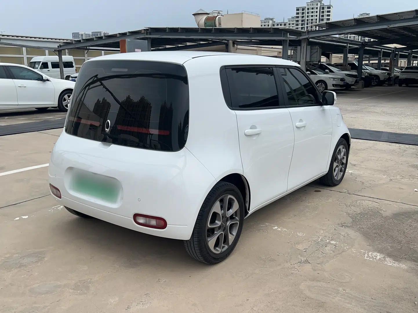 ORA White Cat 2022 Upgraded Model 305km Range Luxury Version Lithium-Ion Battery — миниатюра 4