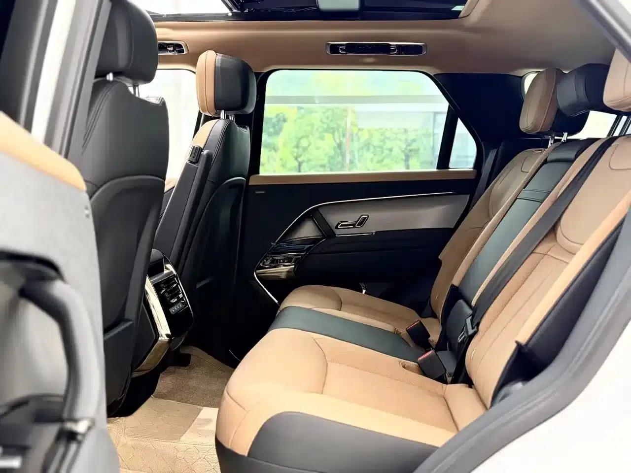 2023 Range Rover Sport 400PS Dynamic SE — миниатюра 11