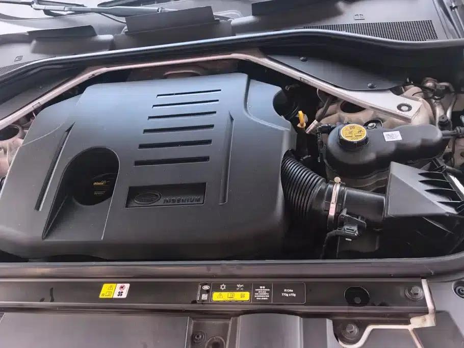 Range Rover Sport 2024 400PS Dynamic SE — миниатюра 10