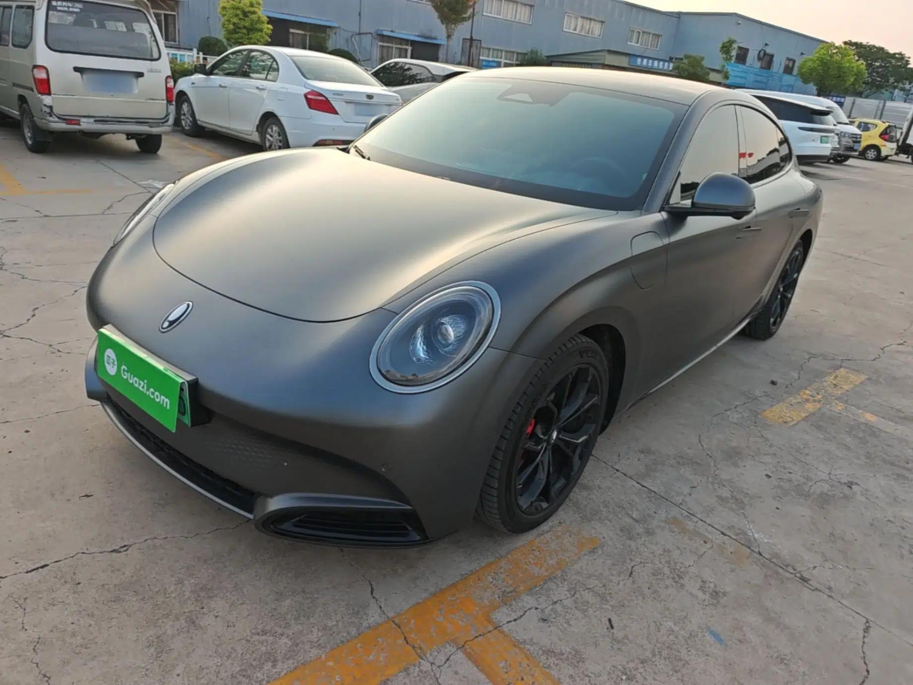 ORA Lightning Cat 2024 Dark Night Edition 555km Prestige Version — миниатюра 1