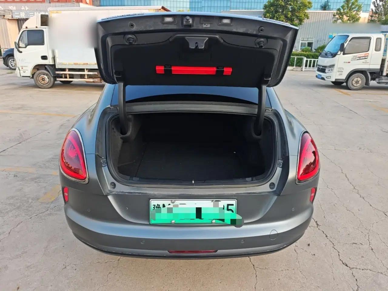 ORA Lightning Cat 2024 Dark Night Edition 555km Prestige Version — миниатюра 22