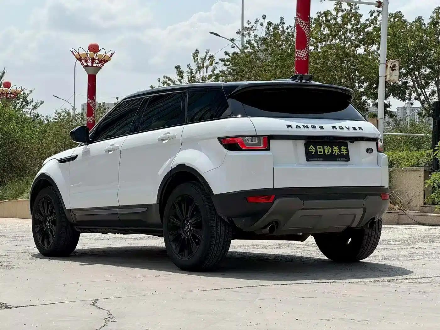 Range Rover Evoque 2017 2.0T SE Smart Edition — миниатюра 7