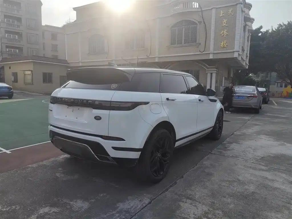 2024 Range Rover Evoque L SE Luxury Edition — миниатюра 8