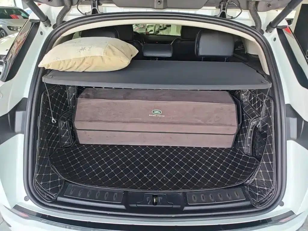 Range Rover Evoque 2022 Model, Evoque L 249PS R-Dynamic Luxury Edition — миниатюра 19