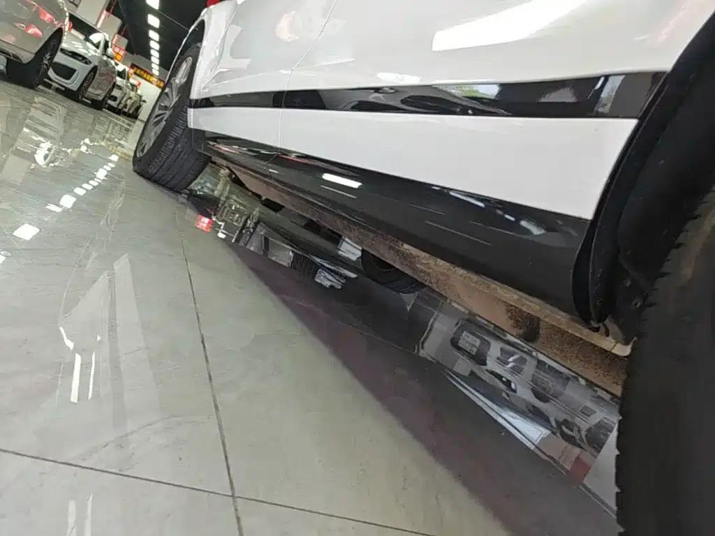 Range Rover Evoque 2022 Model, Evoque L 249PS R-Dynamic Luxury Edition — миниатюра 22