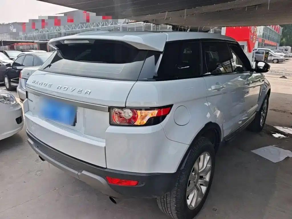 Range Rover Evoque 2015 2.0T 5-Door Fashion Edition — миниатюра 7