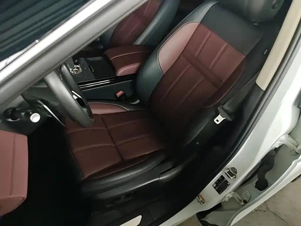 Range Rover Evoque 2023 Model, Evoque L 249PS Luxury Edition — миниатюра 15