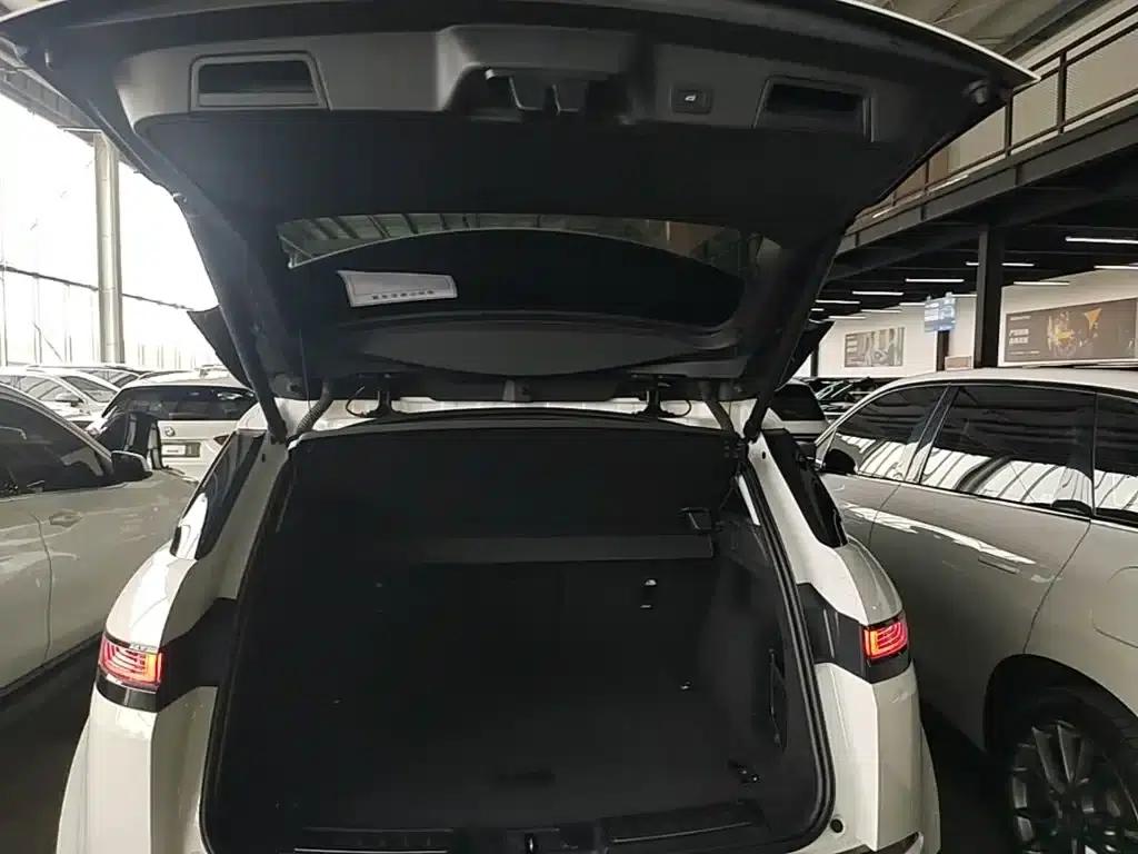 Range Rover Evoque 2023 Model, Evoque L 249PS Luxury Edition — миниатюра 19