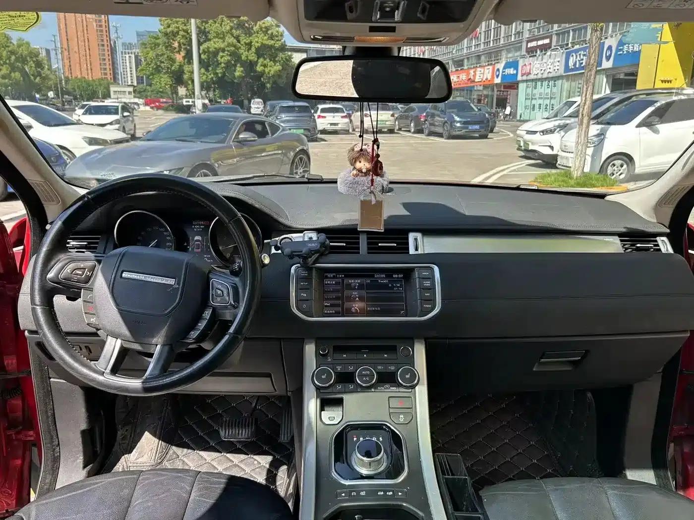 2013 Range Rover Evoque Imported 2.0T 5-Door Premium Edition — миниатюра 10