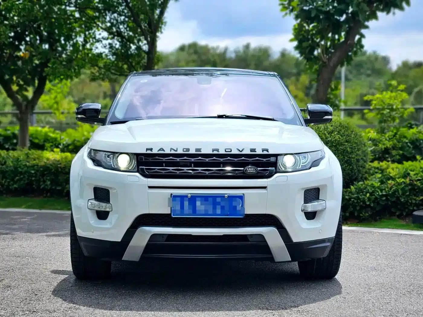 2013 Range Rover Evoque Imported 2.0T 5-Door Dynamic Edition — миниатюра 2