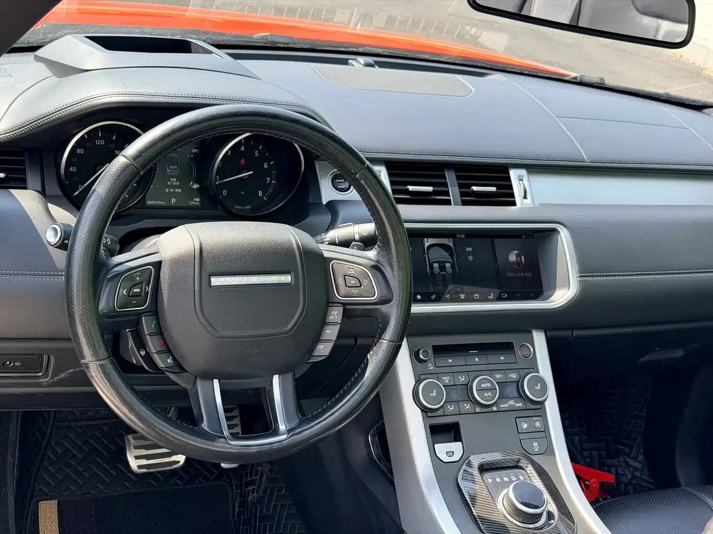 2018 Range Rover Evoque Imported 240PS HSE Dynamic Convertible — миниатюра 11