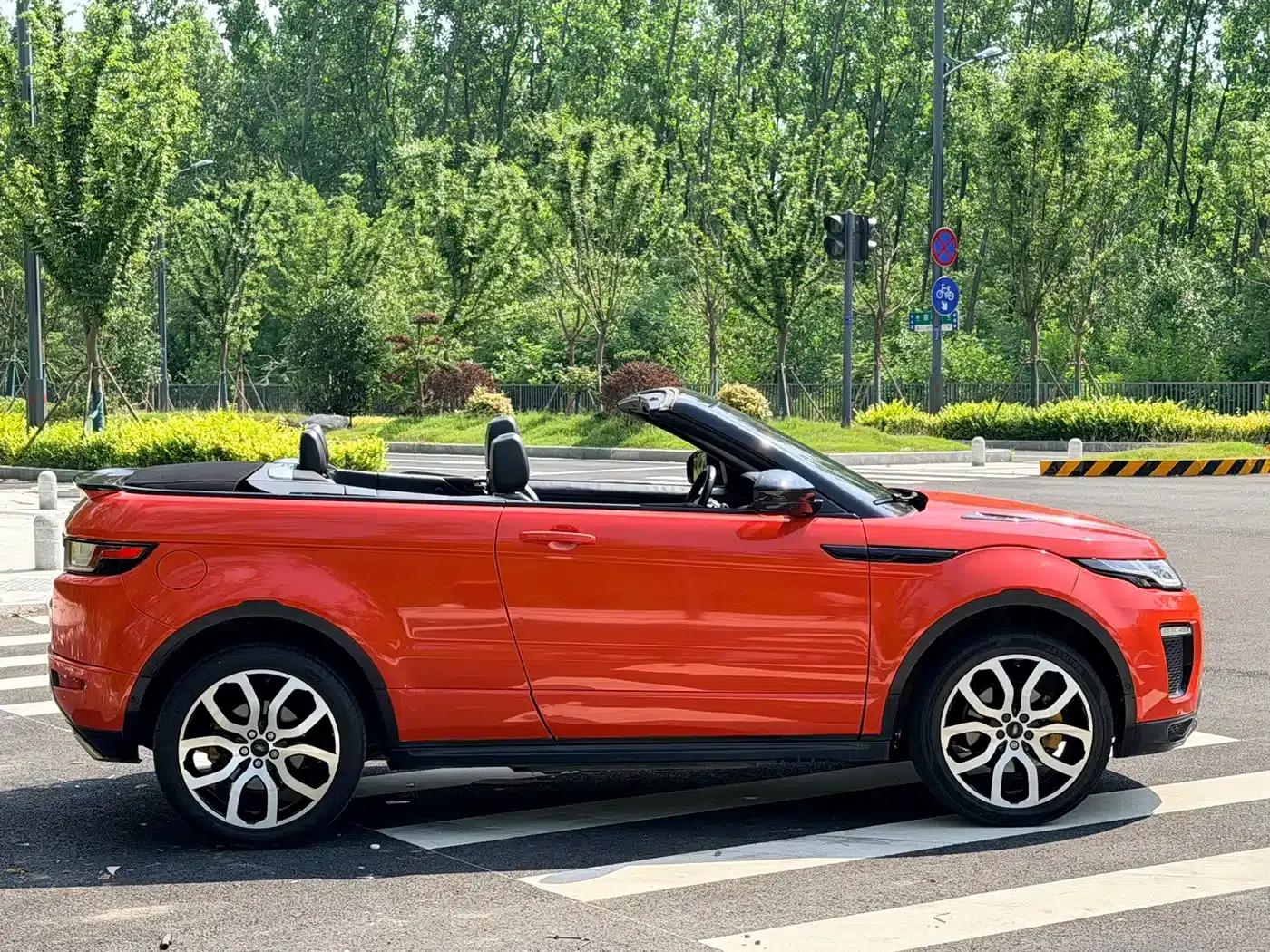 2018 Range Rover Evoque Imported 240PS HSE Dynamic Convertible — миниатюра 4