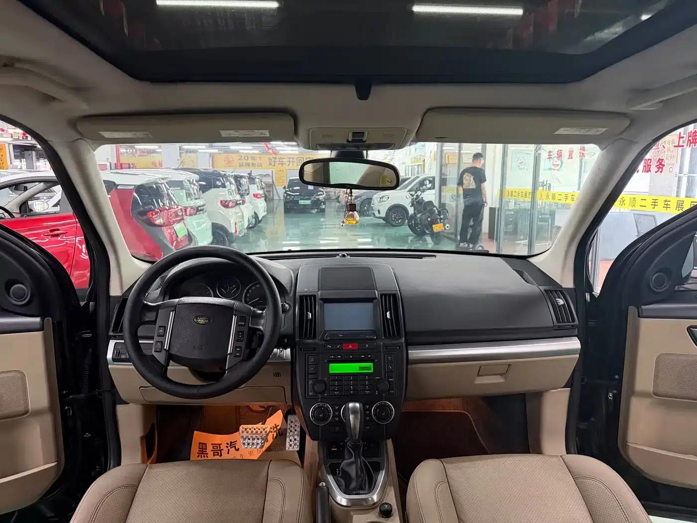 Freelander 2 2010 3.2 i6 Automatic SE Petrol Version — миниатюра 6