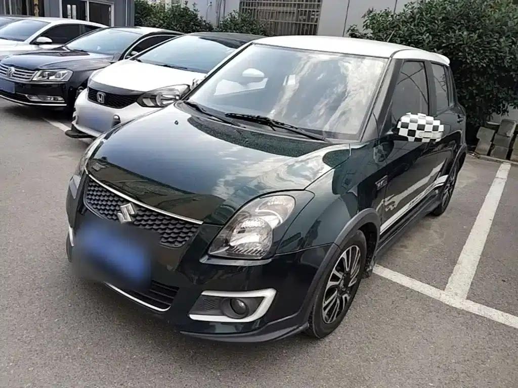 2016 Swift 1.5L Automatic Fashion Cool Play Edition — миниатюра 1