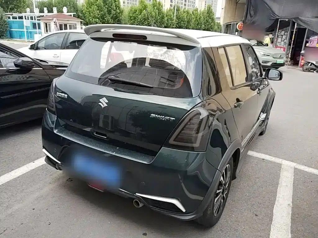 2016 Swift 1.5L Automatic Fashion Cool Play Edition — миниатюра 7