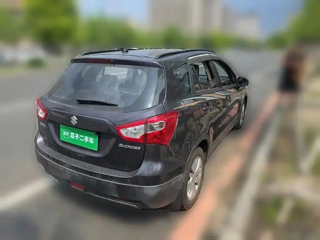Vitara 2015 1.6L CVT 2WD Entry-level — миниатюра 5
