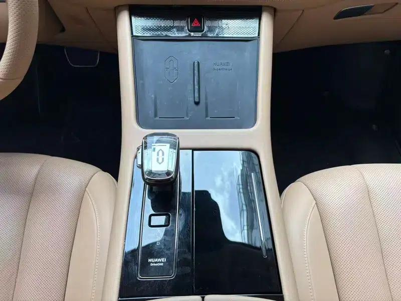 Wenjie M7 2024 Max 5-seater Rear-wheel Drive Intelligent Driving Edition — миниатюра 14