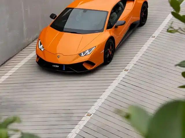 Huracán 2017 Huracán Performante