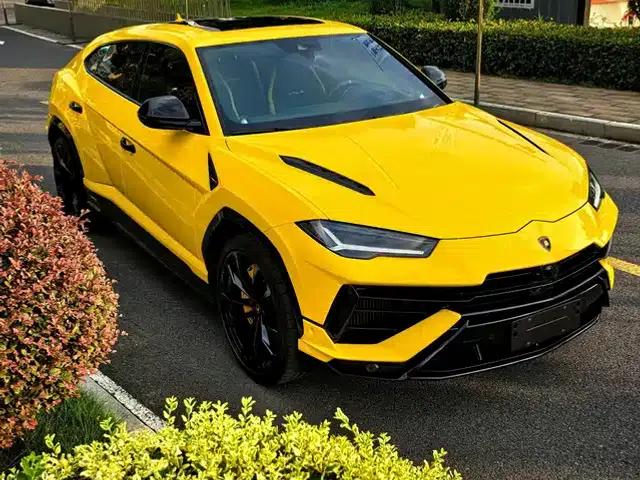 2023 Urus 4.0T V8 S