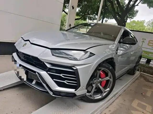 2021 Urus 4.0T V8