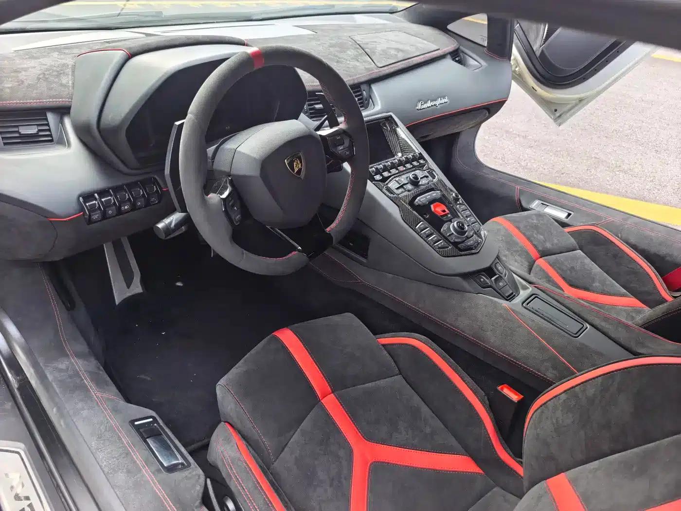 2011 Aventador LP 700-4 — миниатюра 5