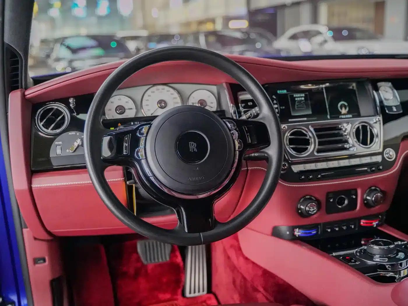 2018 Ghost 6.6T Standard Wheelbase — миниатюра 19