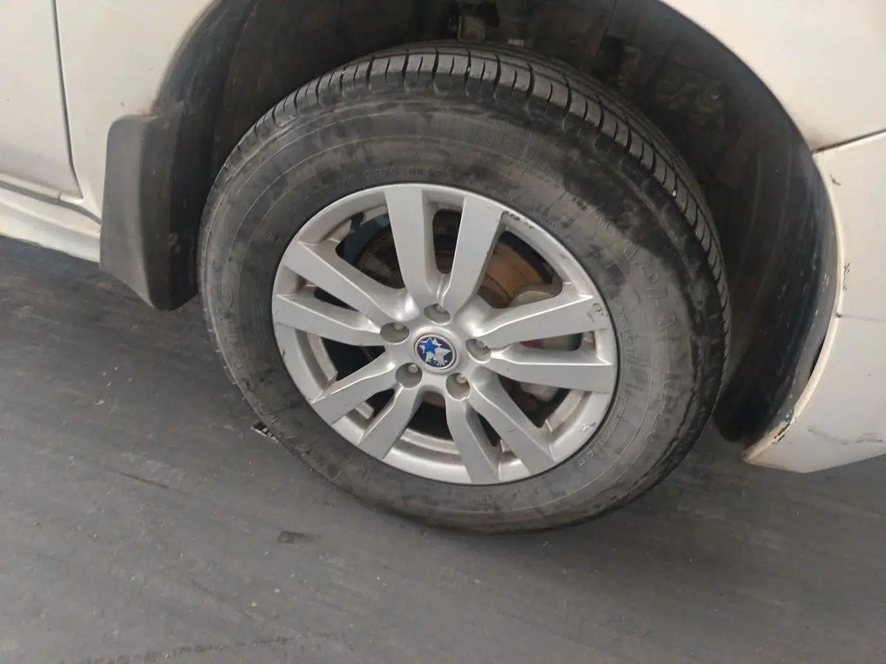 Venucia T70 2015 2.0L CVT Smart Edition — миниатюра 8