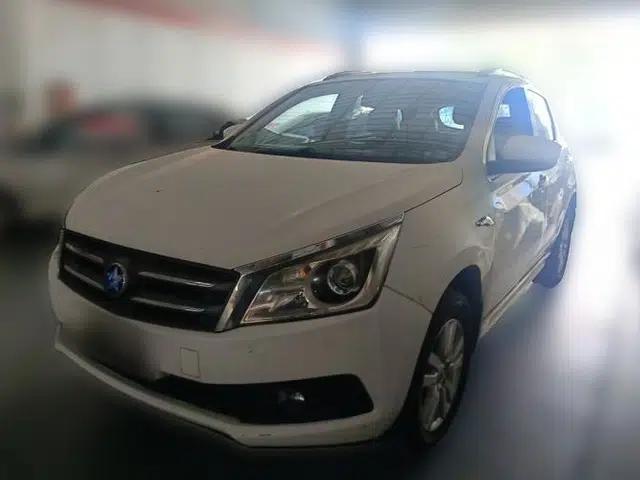 Venucia T70 2015 2.0L CVT Smart Edition