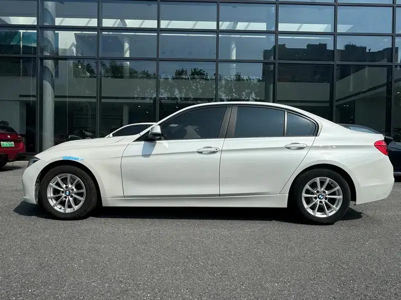 BMW 3 Series 2016 316i Fashion Edition — миниатюра 3