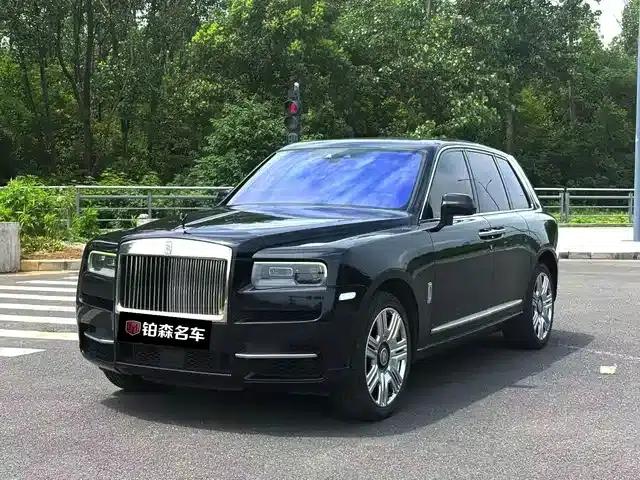 2018 Cullinan, four-seater version