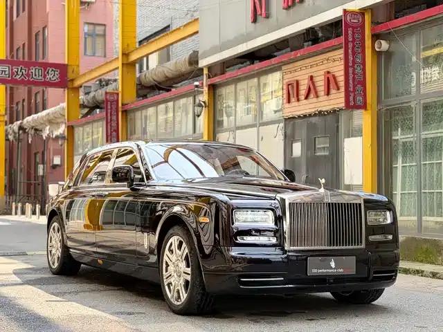 2006 Phantom 6.7L Extended Wheelbase (EWB)
