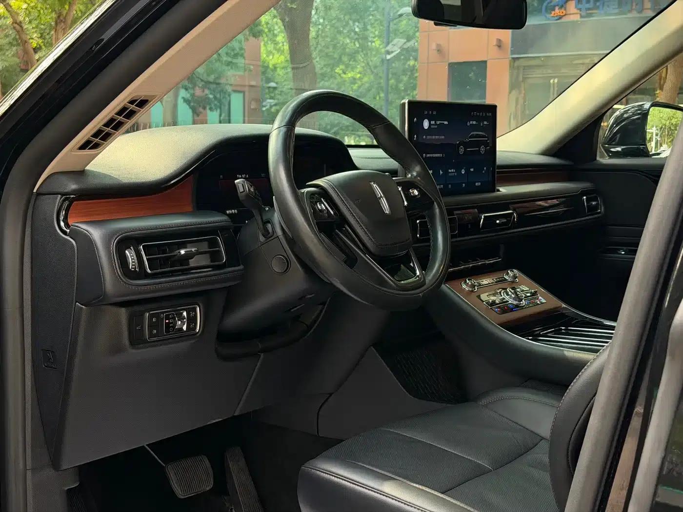2020 Aviator 3.0T V6 AWD Premium Edition — миниатюра 10