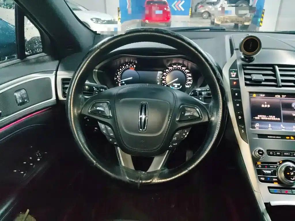 Lincoln MKZ 2019 2.0T Premium Edition (National V Emission Standard) — миниатюра 3