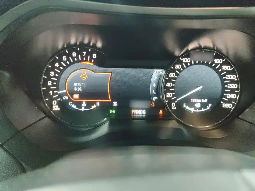 Lincoln MKZ 2019 2.0T Premium Edition (National V Emission Standard) — миниатюра 4