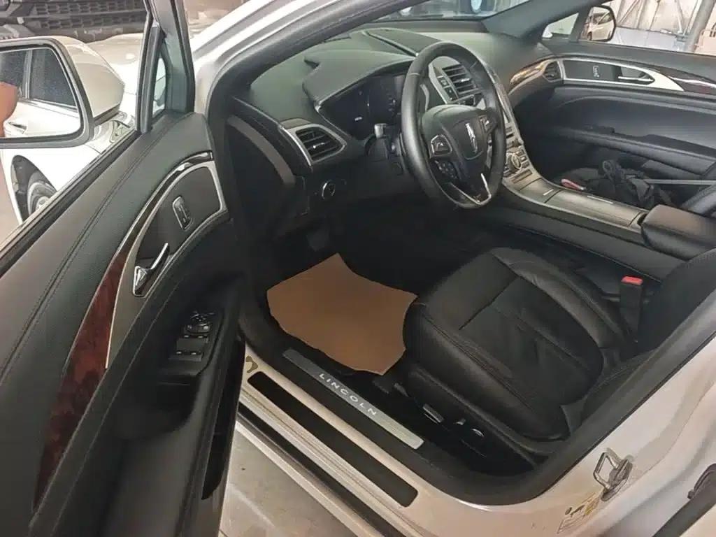 Lincoln MKZ 2017 2.0T Premium Edition — миниатюра 16