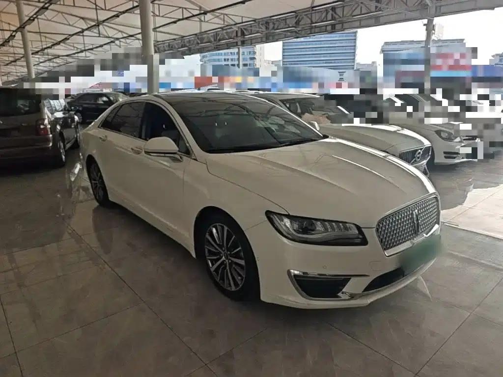 Lincoln MKZ 2017 2.0T Premium Edition — миниатюра 4