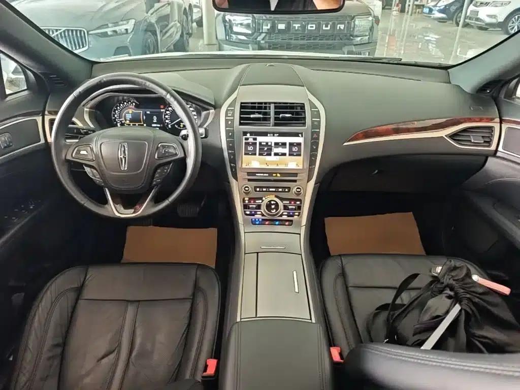 Lincoln MKZ 2017 2.0T Premium Edition — миниатюра 10
