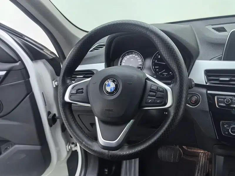 BMW X1 2019 sDrive20Li Leading Edition — миниатюра 17