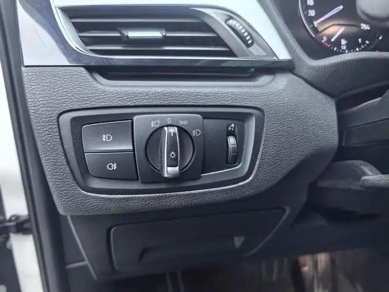 BMW X1 2019 sDrive20Li Leading Edition — миниатюра 19