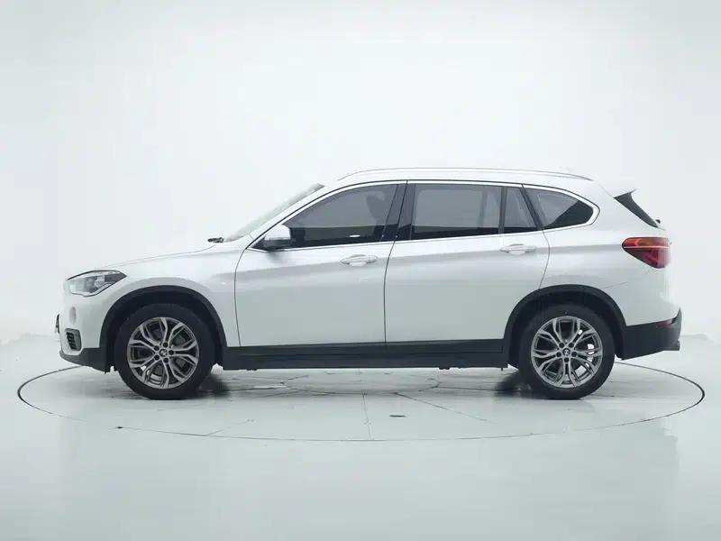 BMW X1 2019 sDrive20Li Leading Edition — миниатюра 4