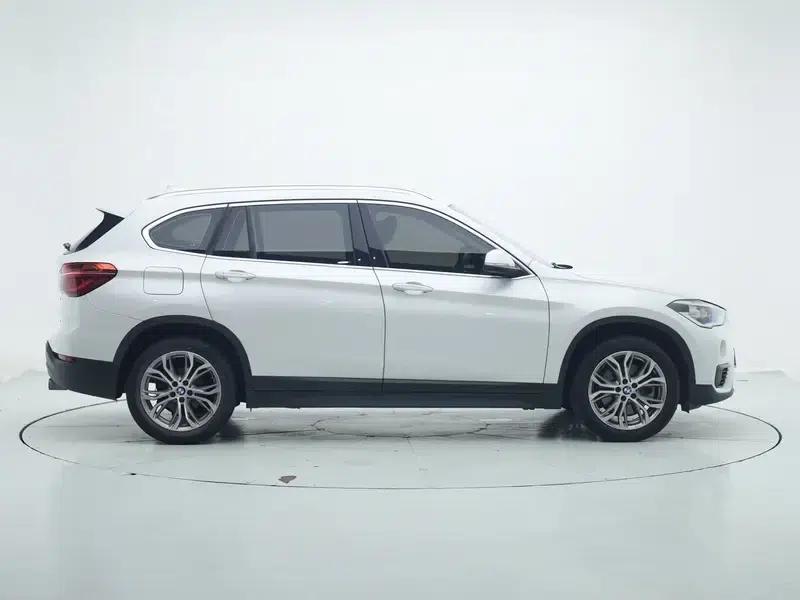BMW X1 2019 sDrive20Li Leading Edition — миниатюра 8