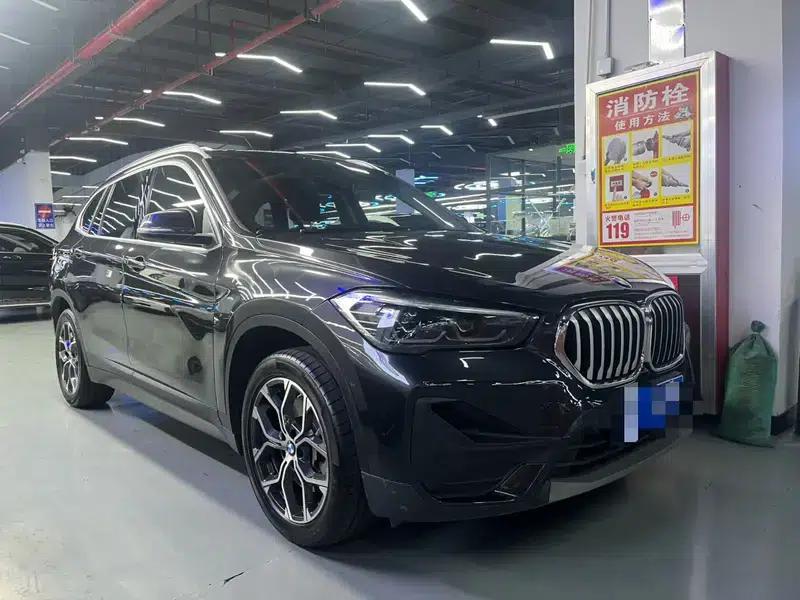 BMW X1 2021 sDrive25Li Leading Edition — миниатюра 3