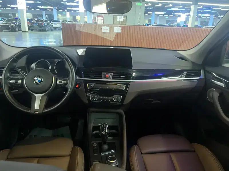 BMW X1 2021 sDrive25Li Leading Edition — миниатюра 8