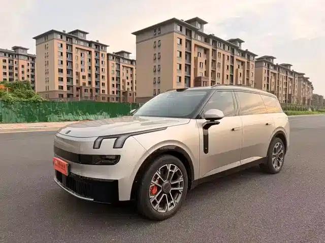 Lynk & Co 900 2025 2.0T Ultra 6-seater