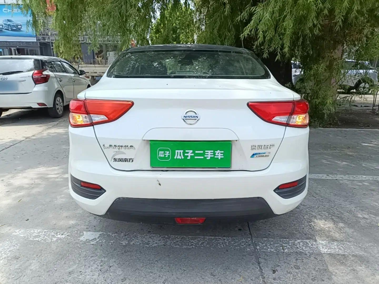 Nissan Lannia 2016 1.6L CVT Smart Cool Edition — миниатюра 3