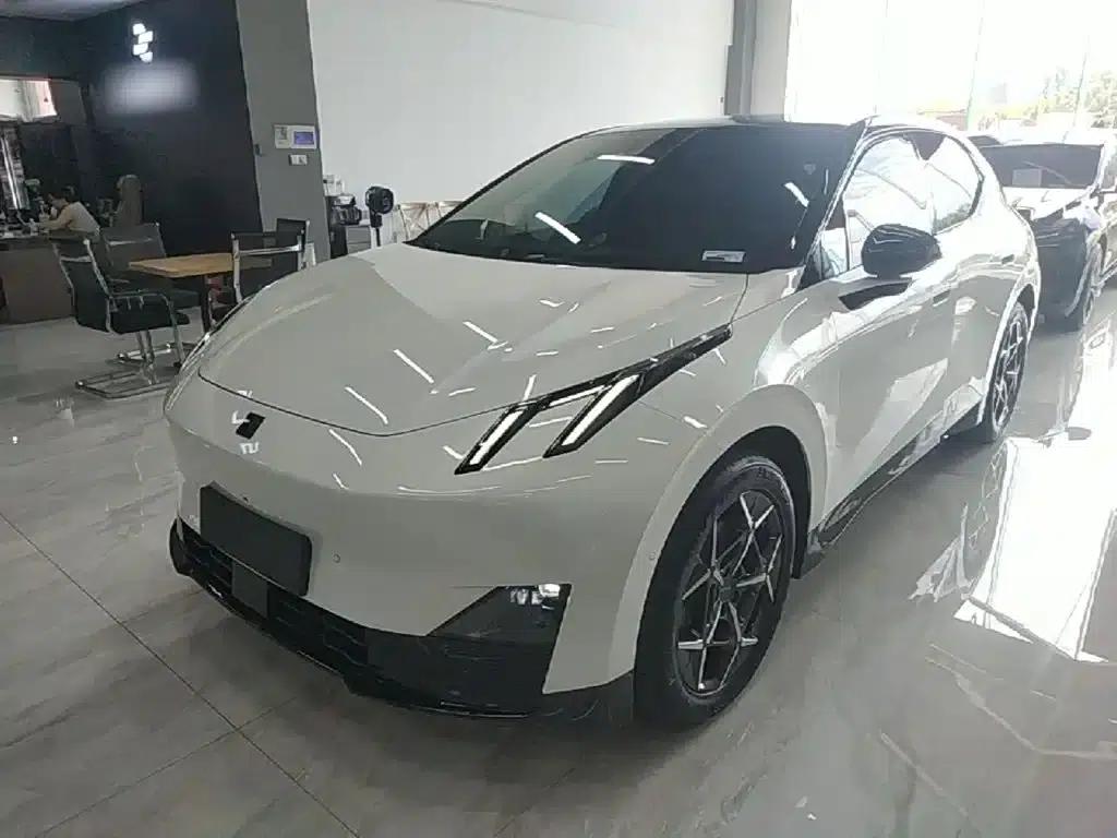 Lynk & Co Z20 2025 Model 530km RWD Pro — миниатюра 2