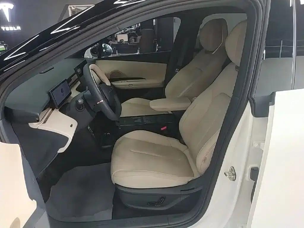 Lynk & Co Z20 2025 Model 530km RWD Pro — миниатюра 15