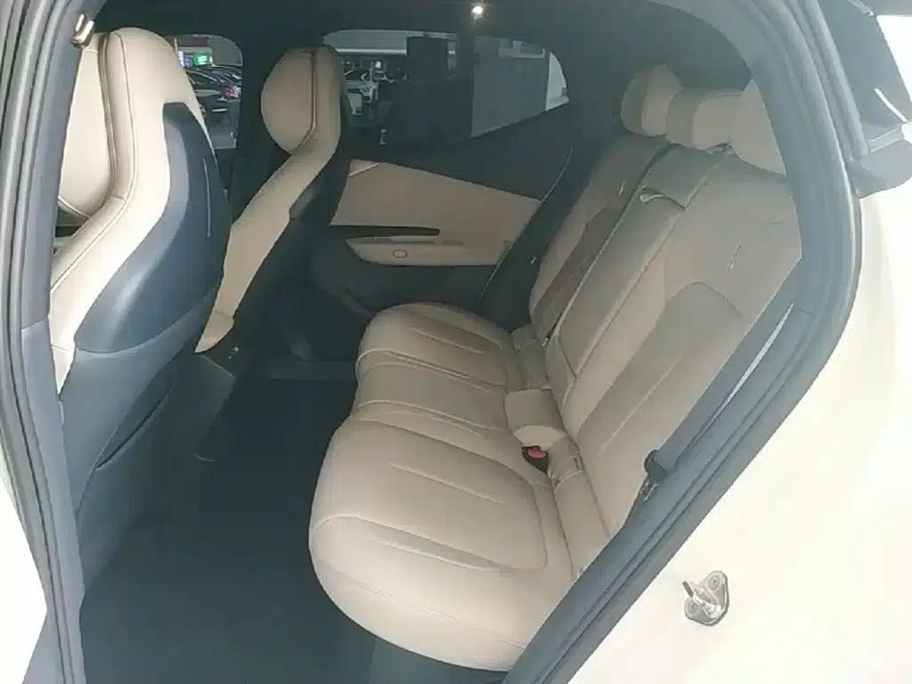 Lynk & Co Z20 2025 Model 530km RWD Pro — миниатюра 17