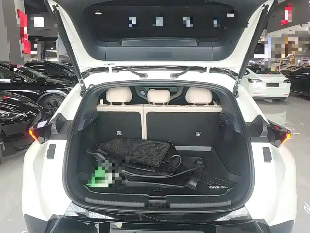 Lynk & Co Z20 2025 Model 530km RWD Pro — миниатюра 19