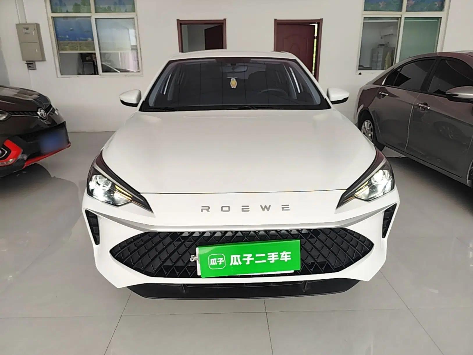 Roewe i5 2026 Model 1.5L Manual Comfort Version — миниатюра 2